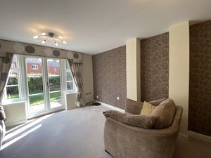 Lounge- click for photo gallery